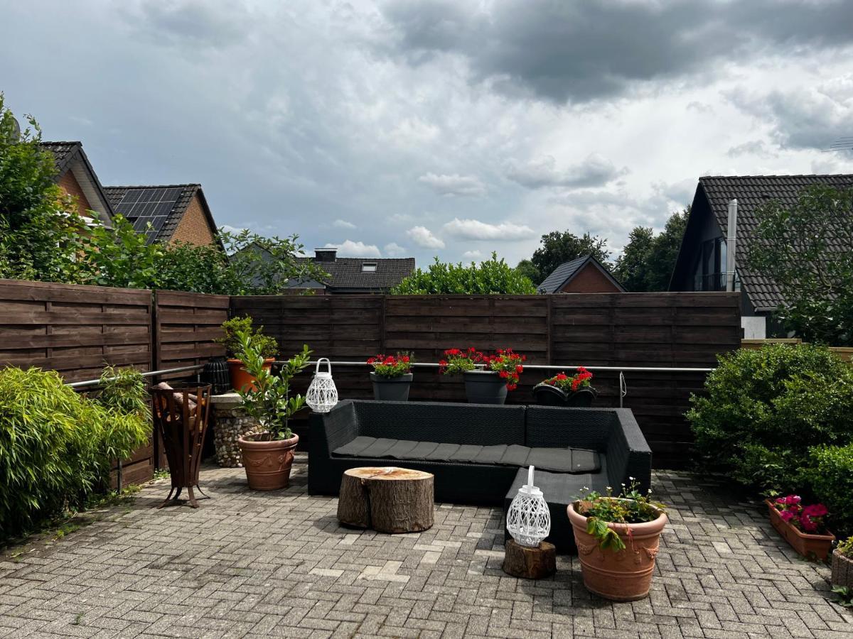 Doppelbett Zimmer Mit Gemeinschaftbad Borgholzhausen Esterno foto
