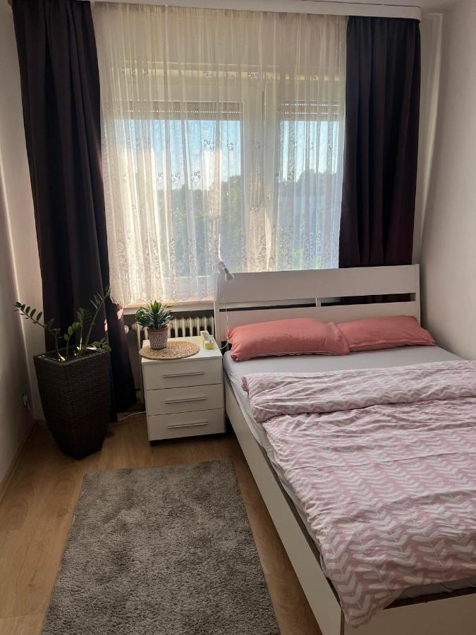 Doppelbett Zimmer Mit Gemeinschaftbad Borgholzhausen Esterno foto