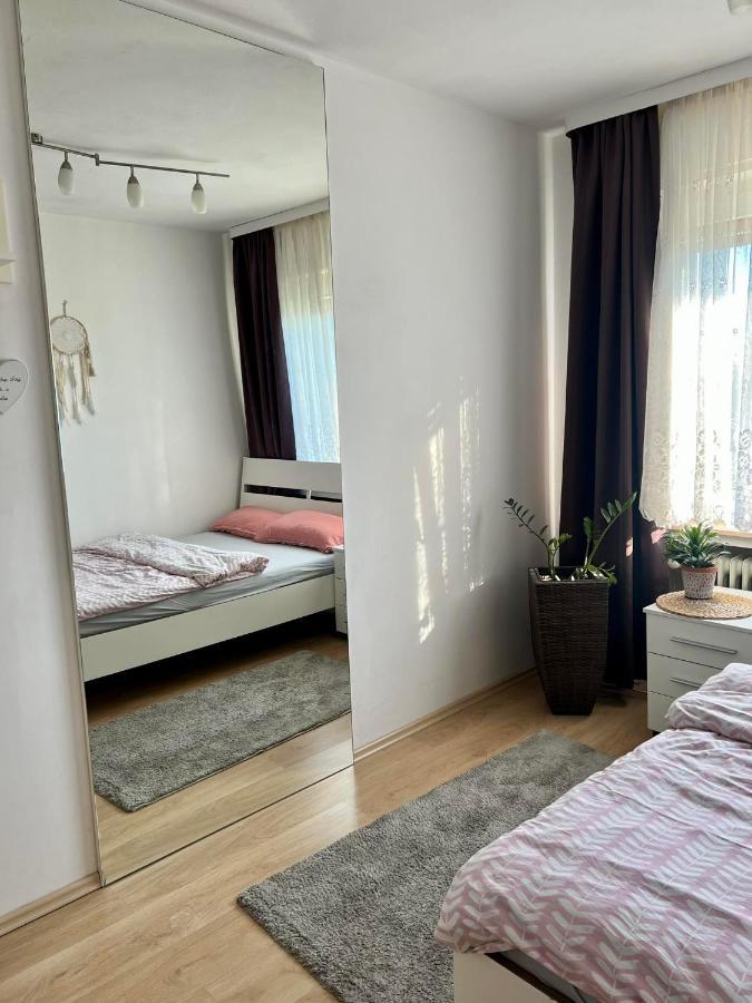 Doppelbett Zimmer Mit Gemeinschaftbad Borgholzhausen Esterno foto