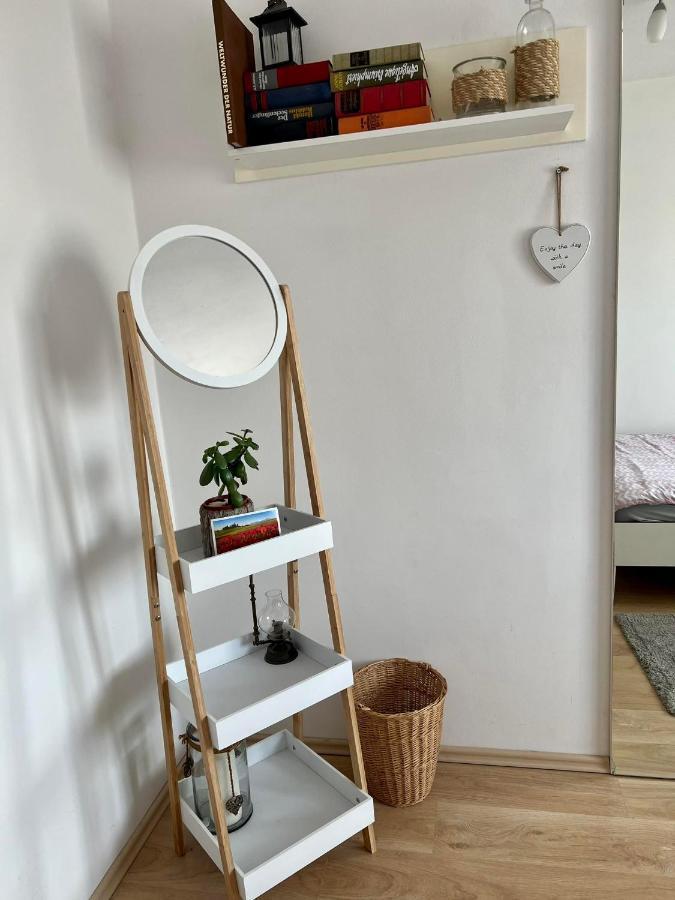 Doppelbett Zimmer Mit Gemeinschaftbad Borgholzhausen Esterno foto
